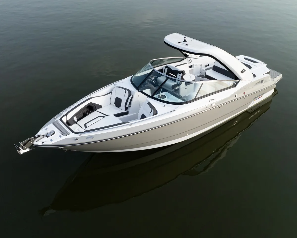 Monterey 298 SS on the water at Ugly John's — professional photo 1
