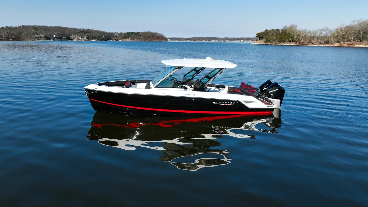 Monterey Elite 30 on the water at Ugly John's — professional photo 2